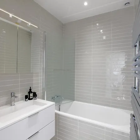 4 People Saint-germain-des-pres - Quartier Latin By Weekome Appartamento *
